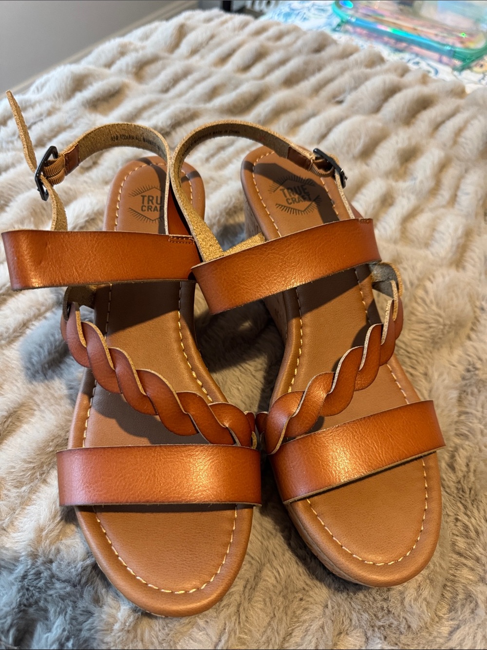 True Craft Women's Brown Braided-Strap Open-Toe Sandals